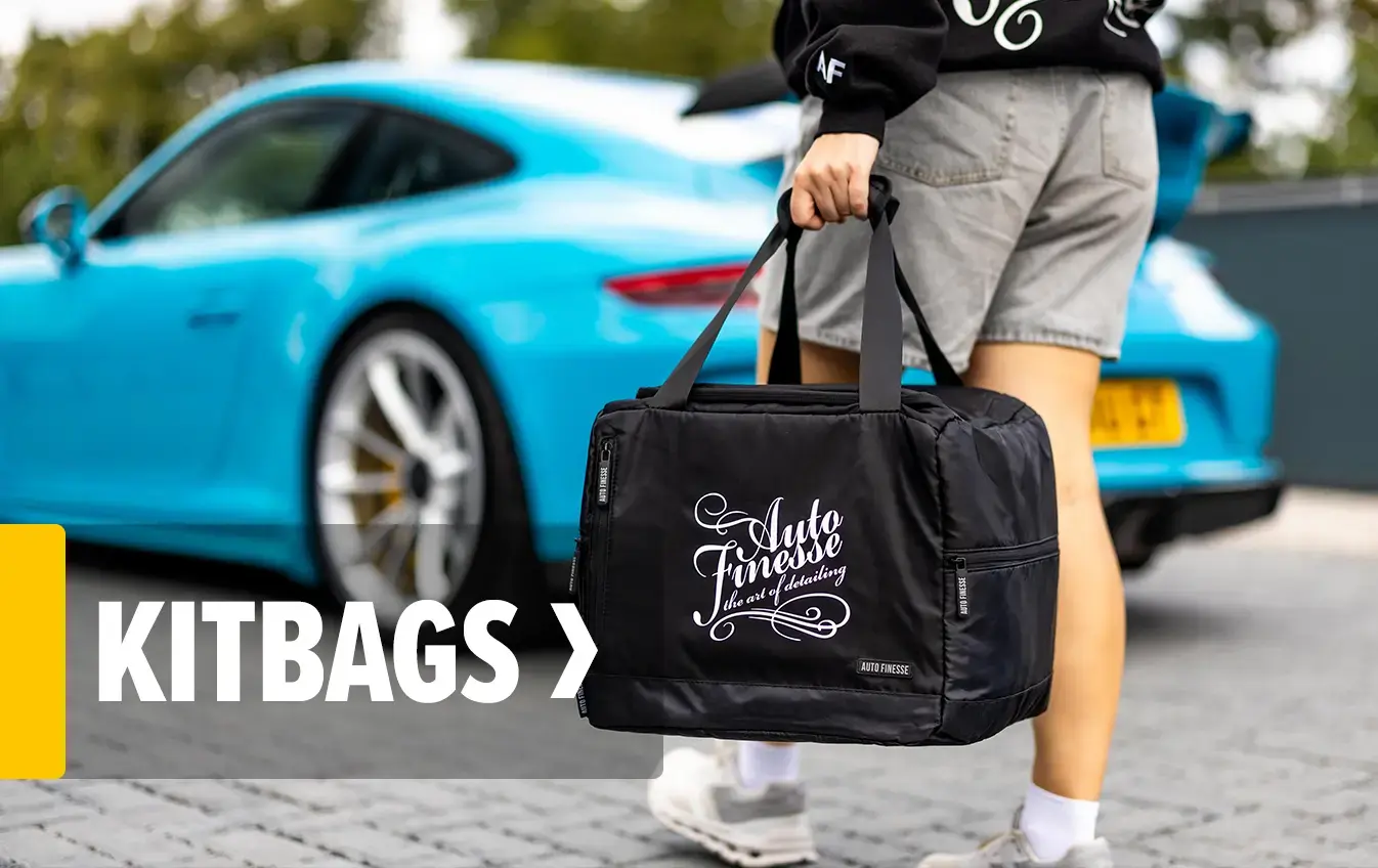 Detailing - Kitbags and Kits