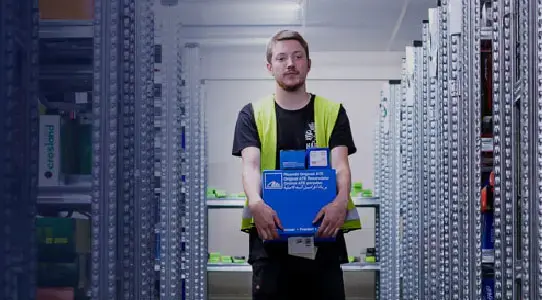 Returns Full Width Banner