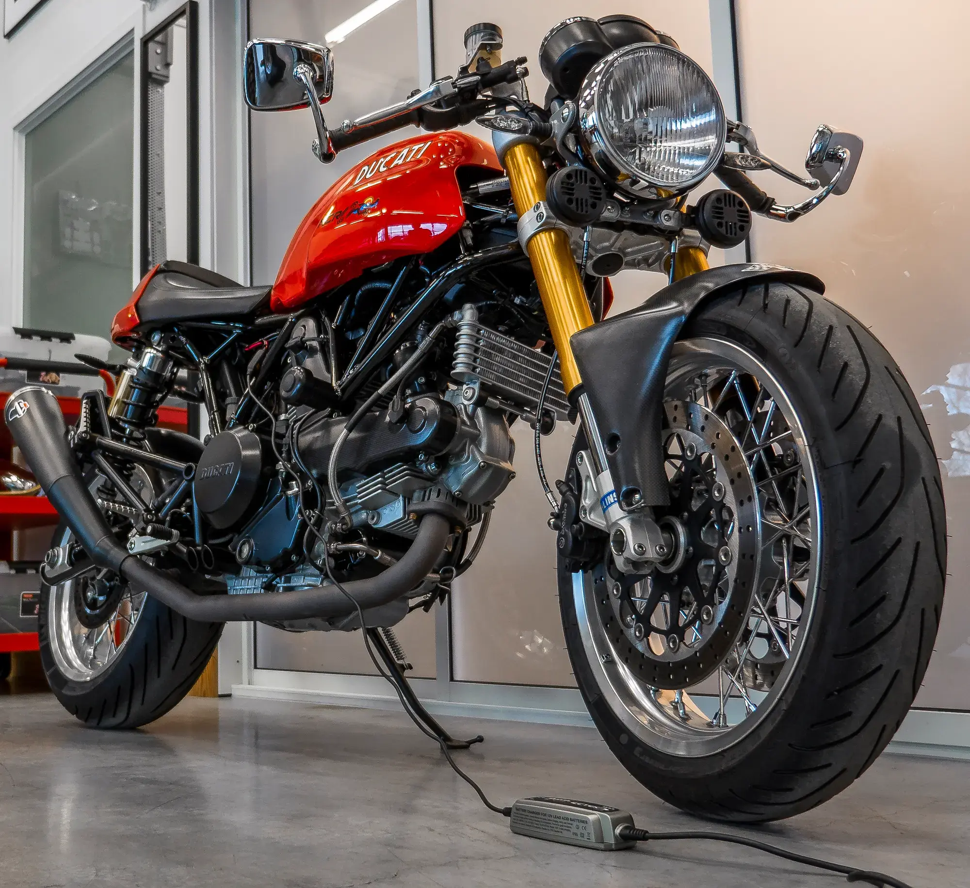 CTEK XS0.8 Smart Charger & Conditioner