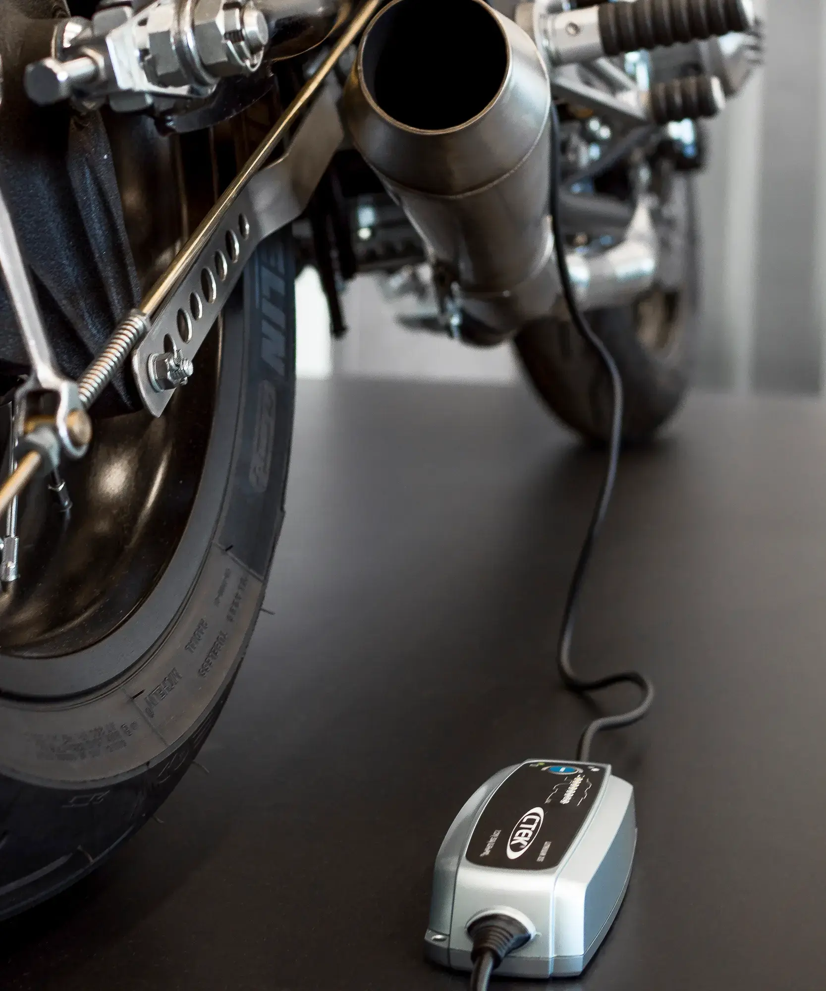 CTEK C-TEK LITHIUM BATTERY XS CHARGER