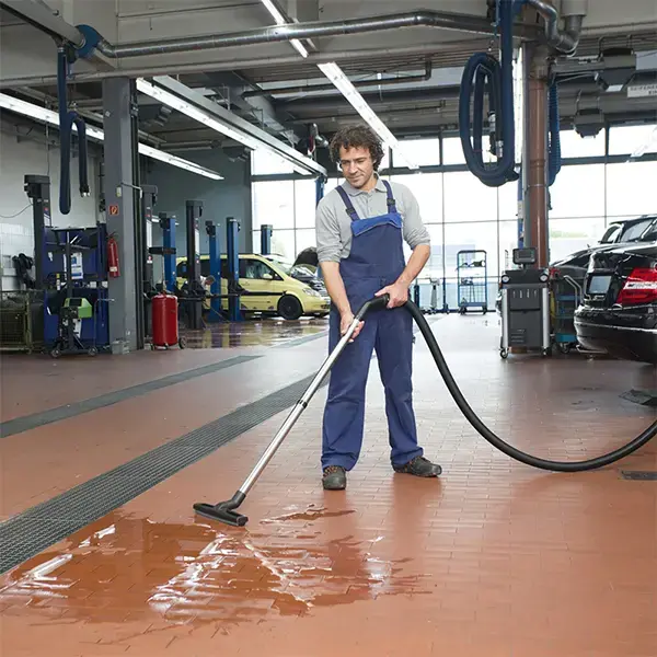 Karcher Wet And Dry Vacuum Cleaner Nt70/2 Me Classic