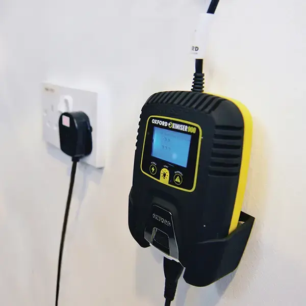 Oxford Oximiser 900 Motorcycle Battery Charger - UK Model