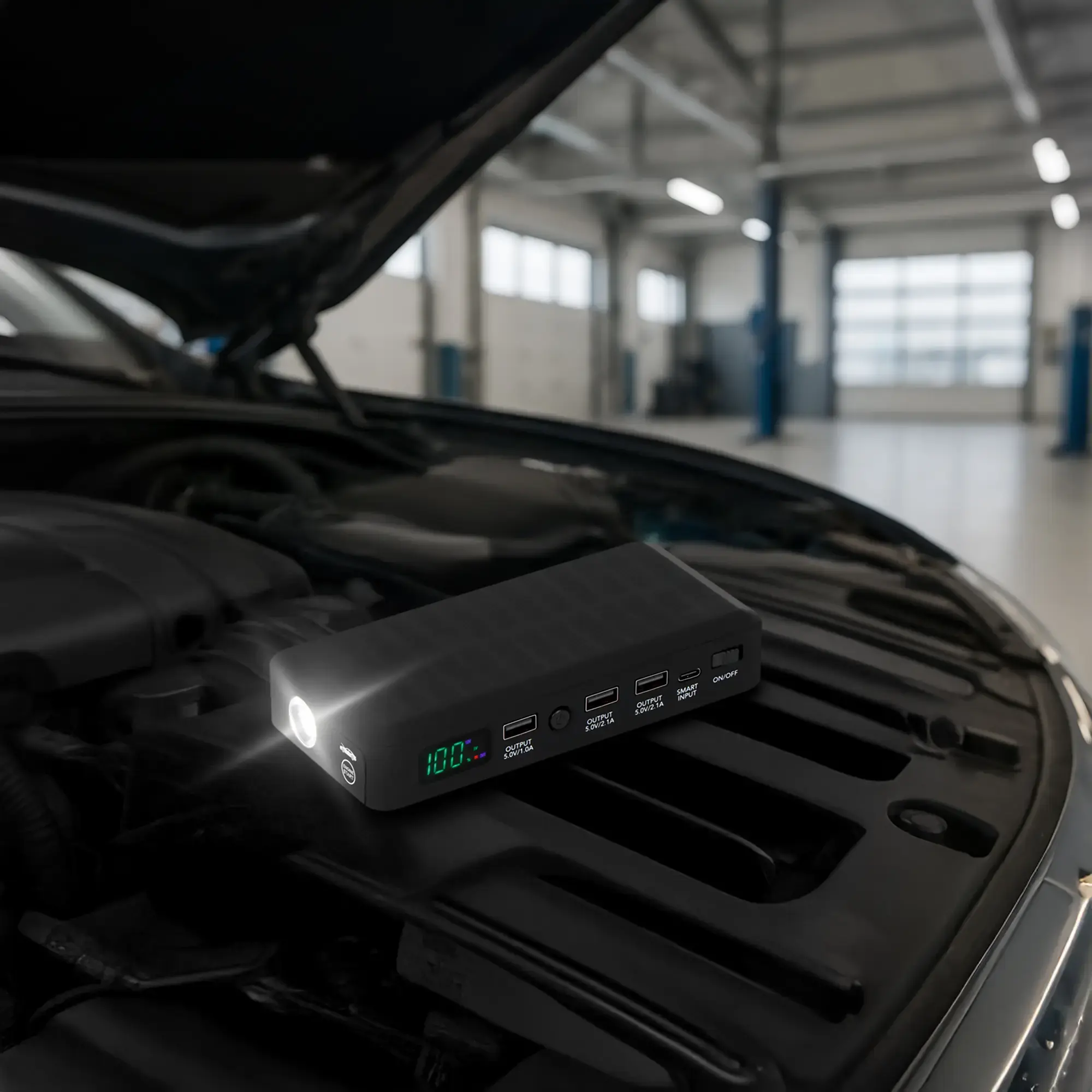 Streetwize 600 Amp Emergency Jump Starter & Portable Power Bank With Digital Display