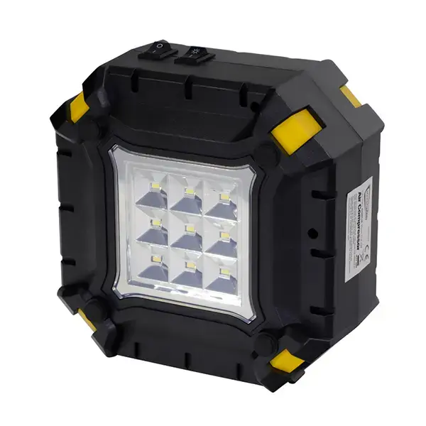 Streetwize 100PSI 12V Digital Air Compressor With COB Light & Auto Shut-Off