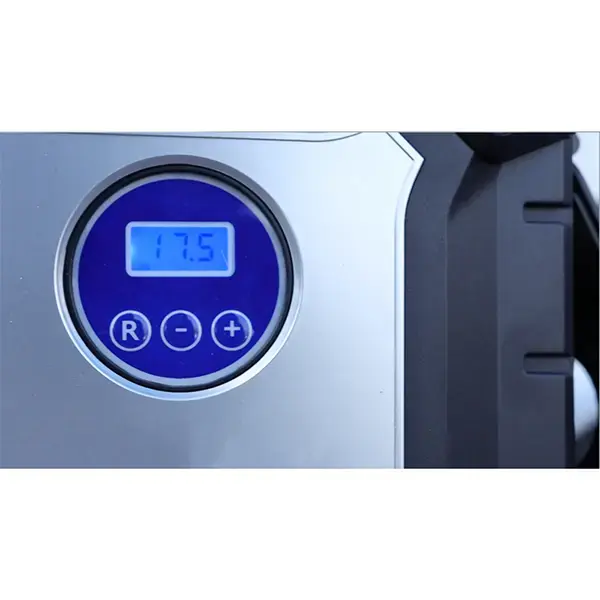 Streetwize 100PSI 12V Digital Air Compressor With COB Light & Auto Shut-Off