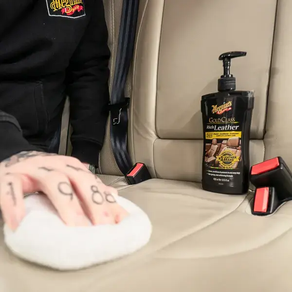 Meguiars Gold Class Rich Leather 3in1 Cleaner Conditioner Protectant 400ml