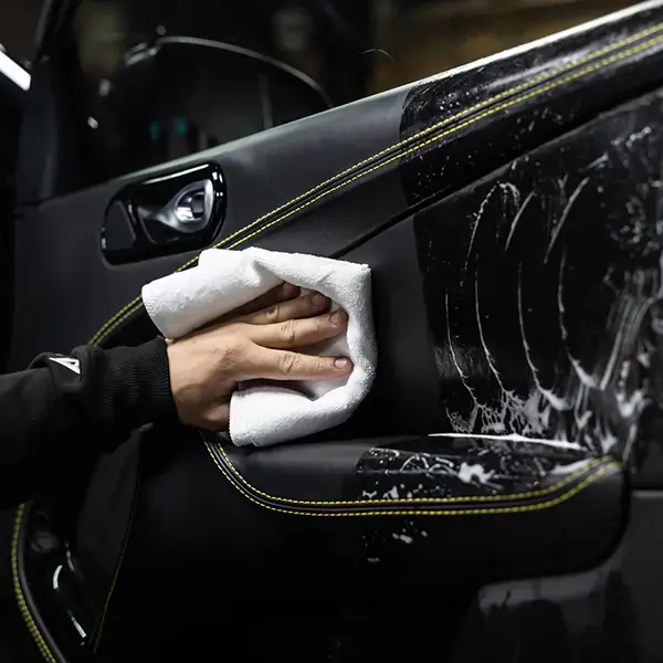 Auto Finesse Total Interior Cleaner 1Ltr