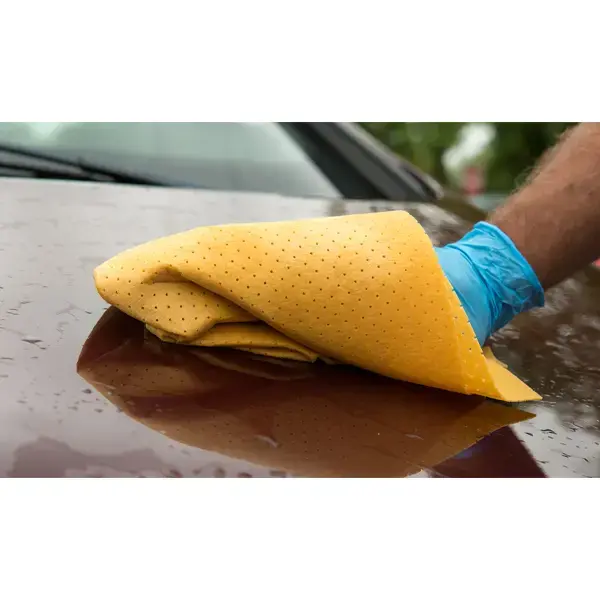 Martin Cox Regular perforated Synthetic Chamois 55 x 45 cm