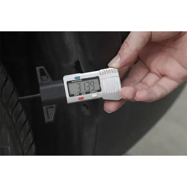 Streetwize Digital Tyre Depth Gauge