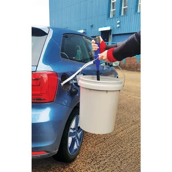 Streetwize Battery Operated Liquid Transfer Pump