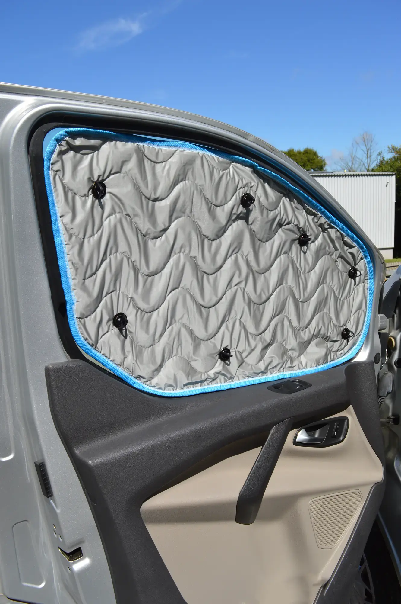 Maypole MP6616 Internal Thermal Blind for Volkswagen Crafters