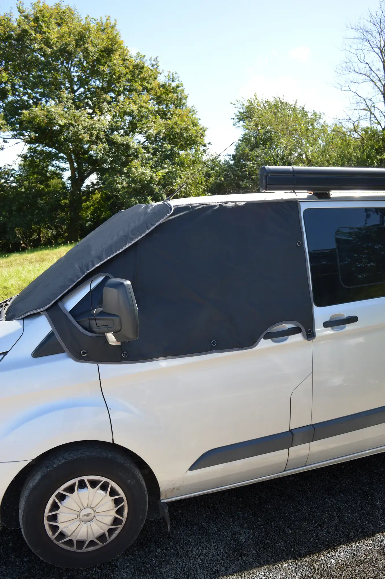 Maypole MP6617 External Blackout Screen for Ford Transit Custom