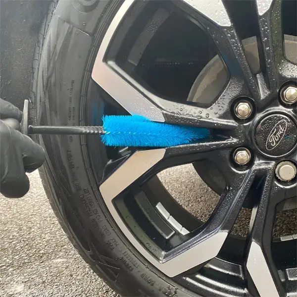 Martin Cox Ultra Plush Xtra Reach Wheel Brush