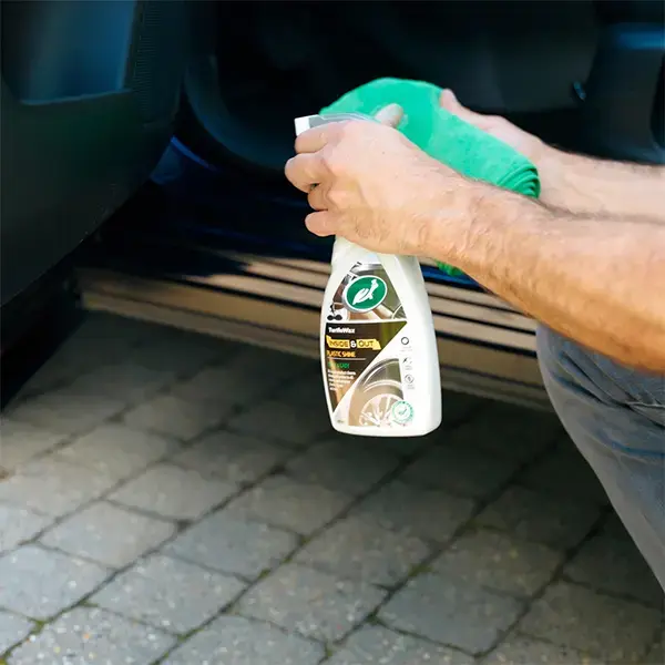 Turtlewax Inside & Out Plastic Shine 500ml