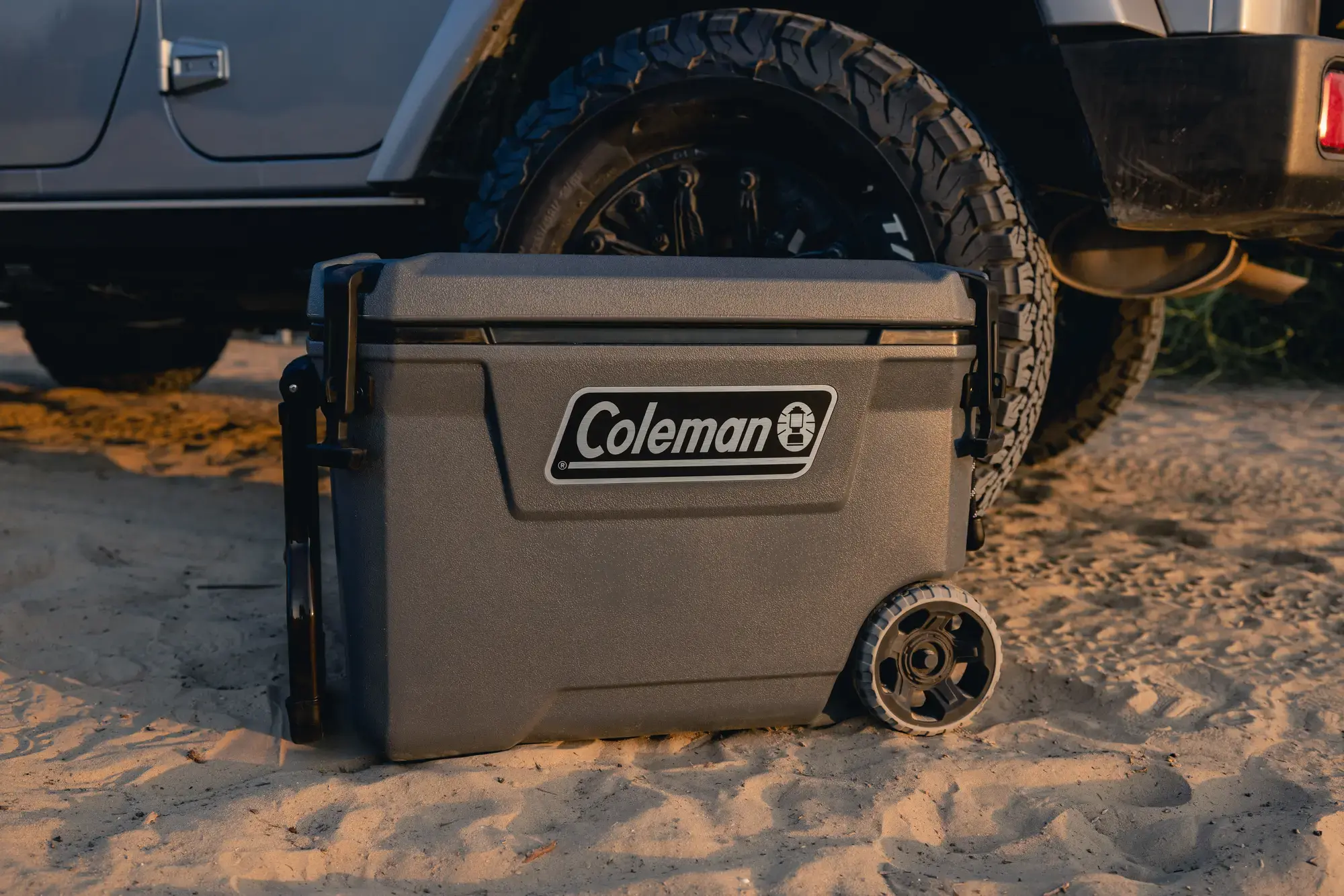Coleman 65QT Convoy Wheeled Cooler Box 66L