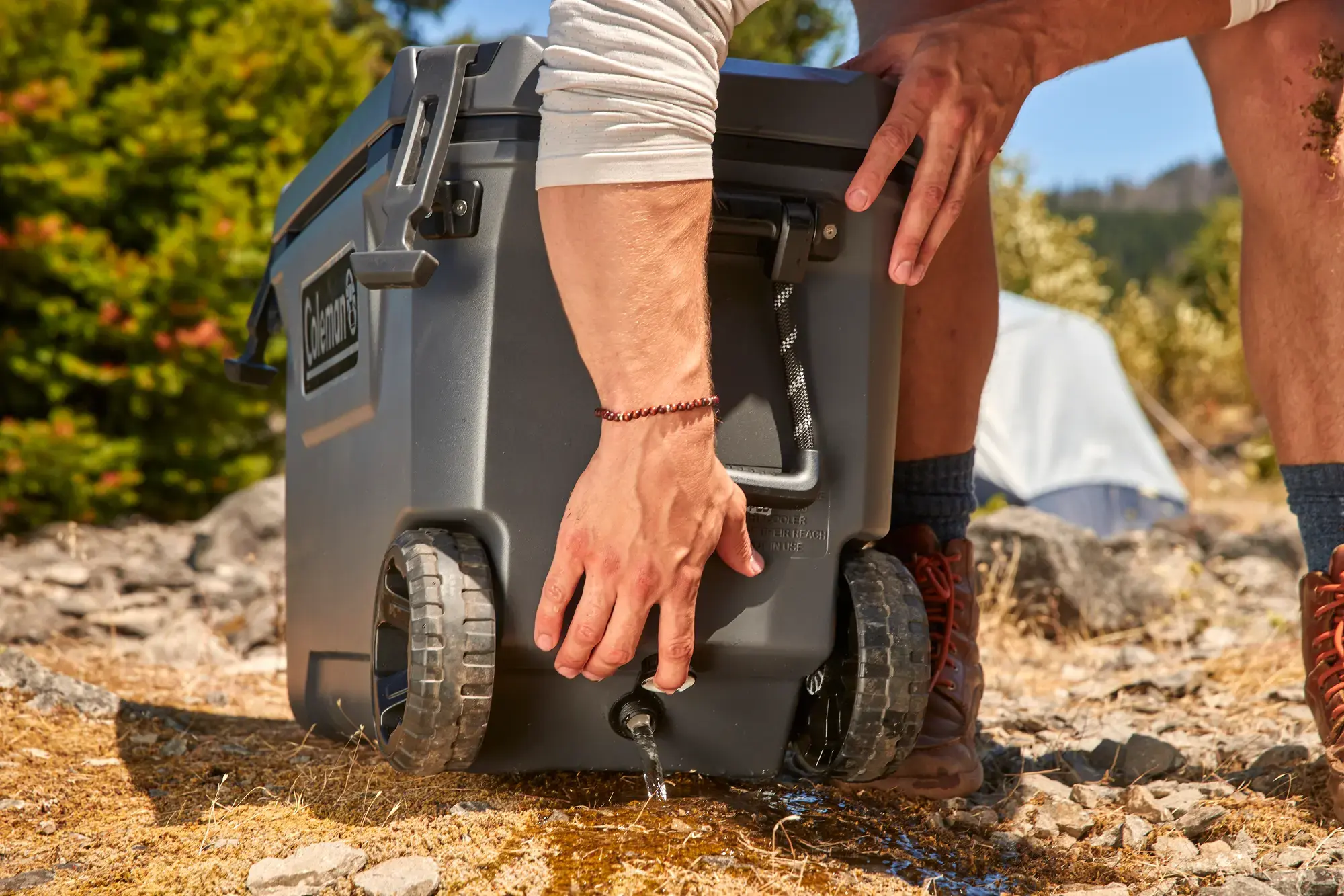 Coleman 65QT Convoy Wheeled Cooler Box 66L