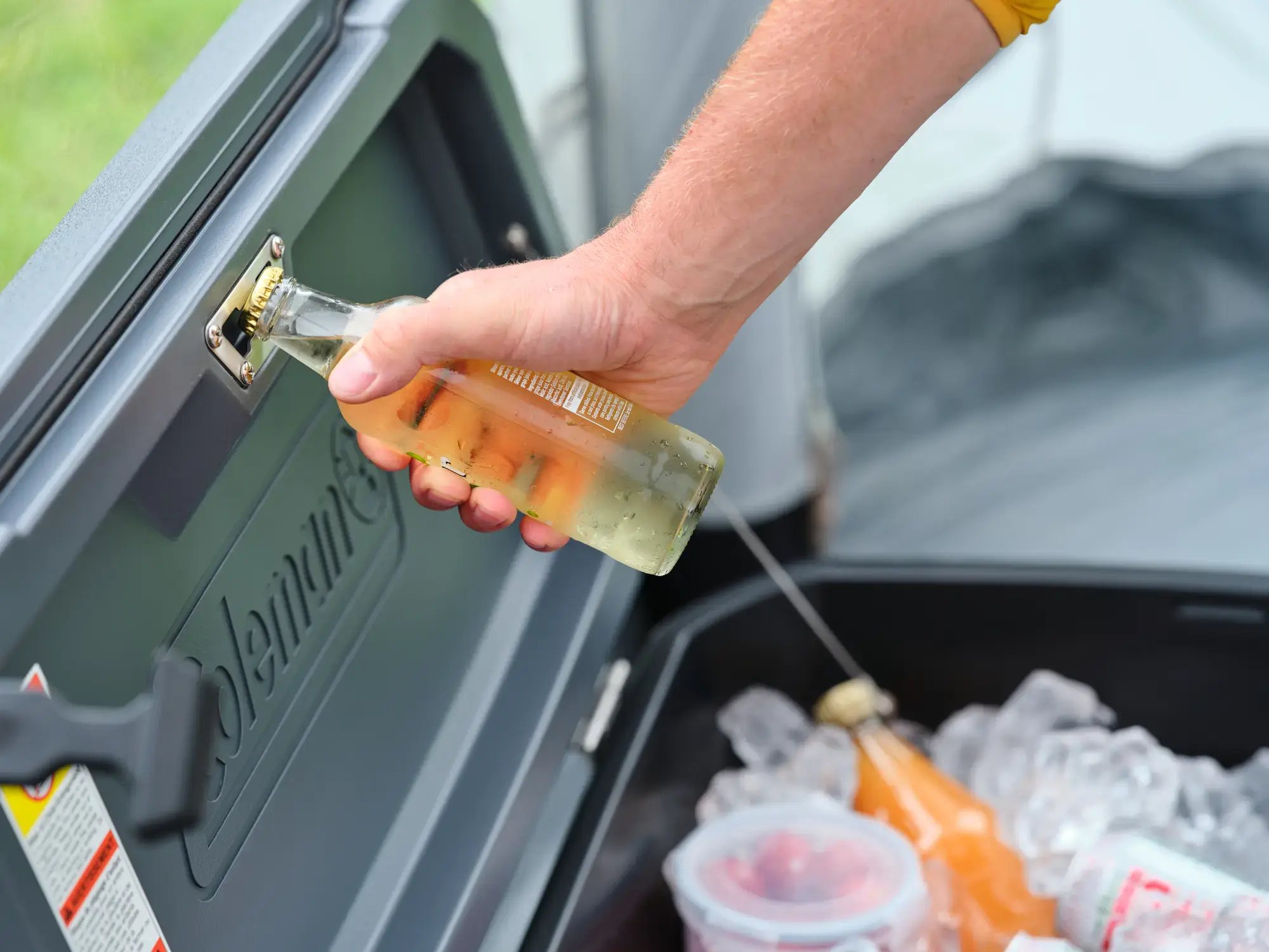 Coleman 65QT Convoy Wheeled Cooler Box 66L