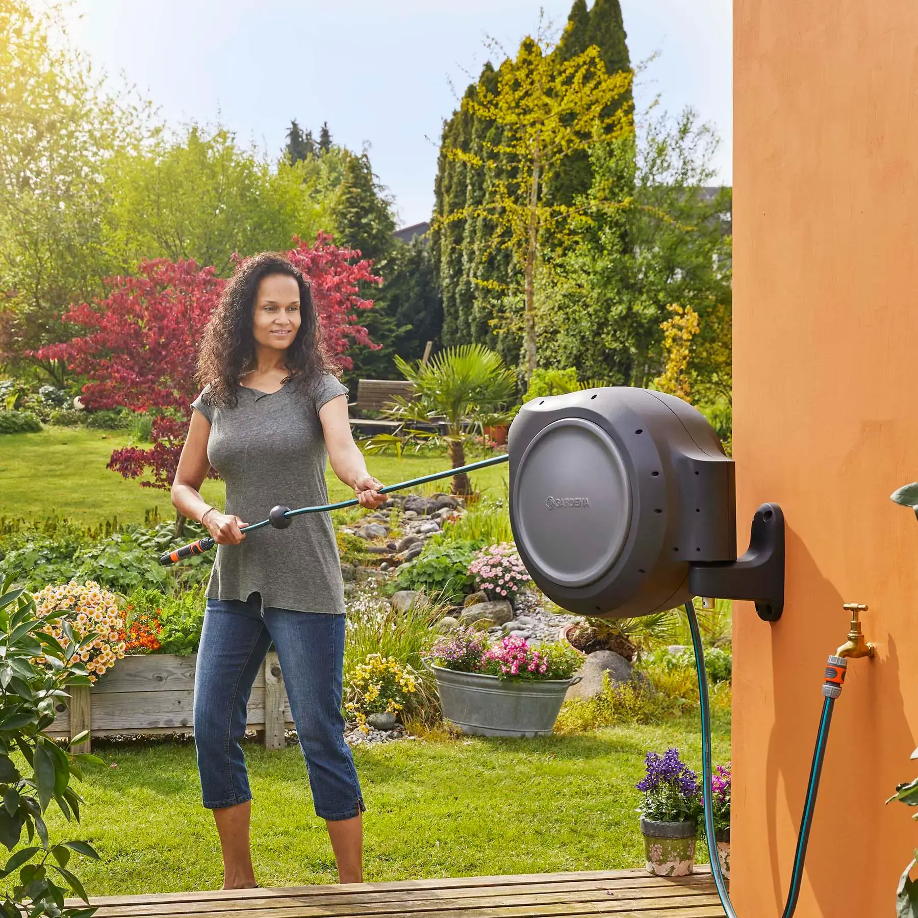 Gardena Wall Mounted Box 30m (All fitings included)