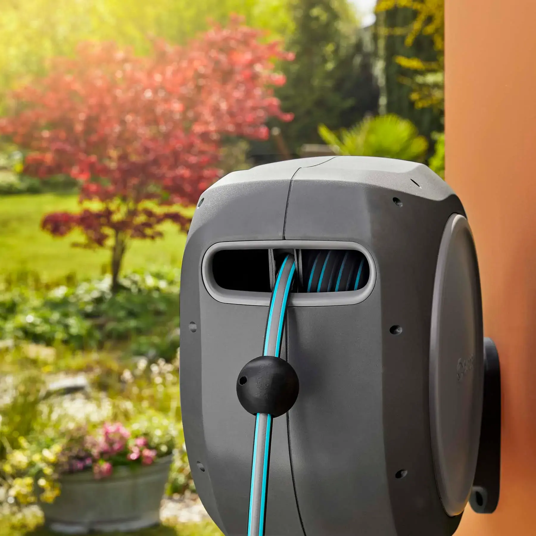 Gardena Wall Mounted Box 30m (All fitings included)