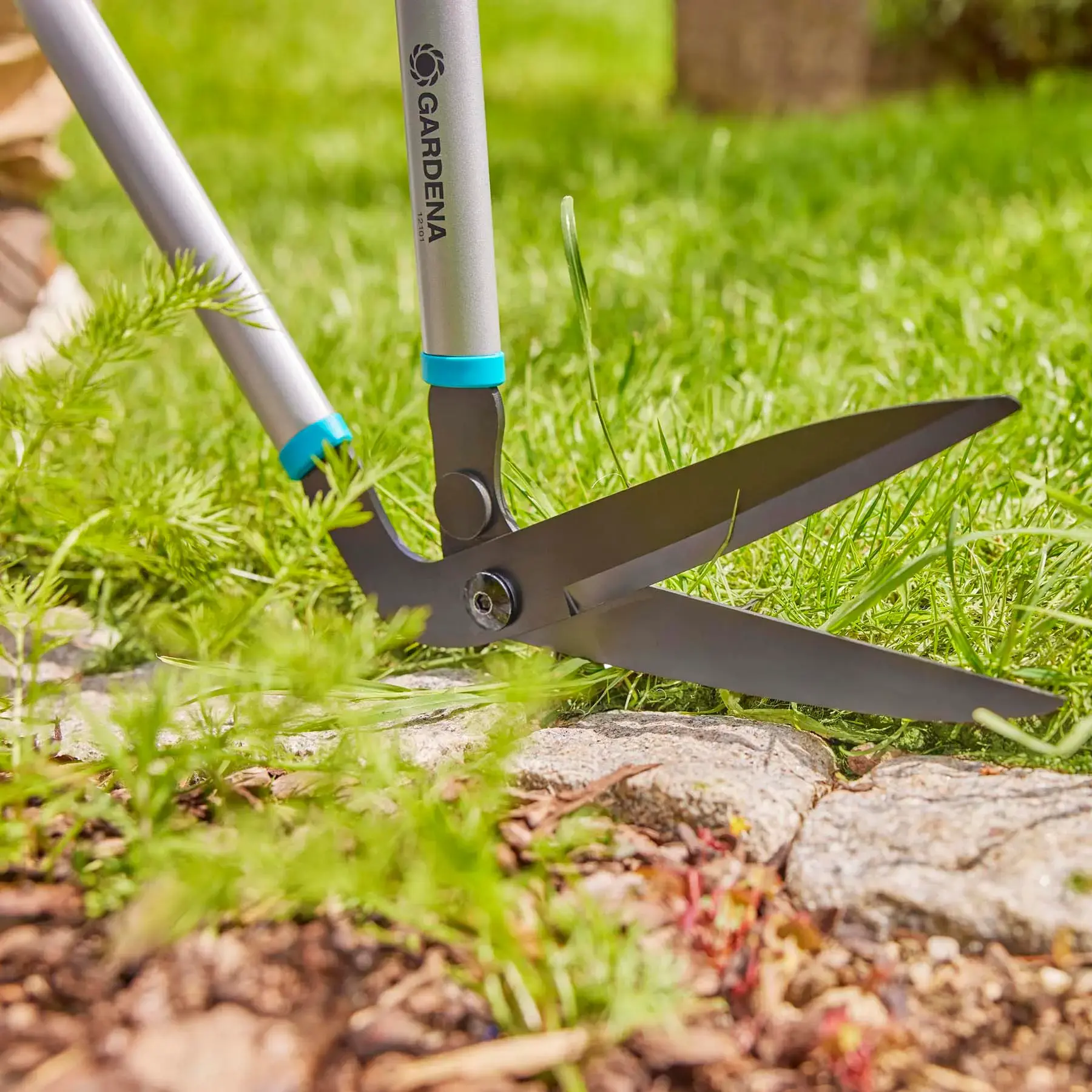 Gardena Long Handled Grass Shears