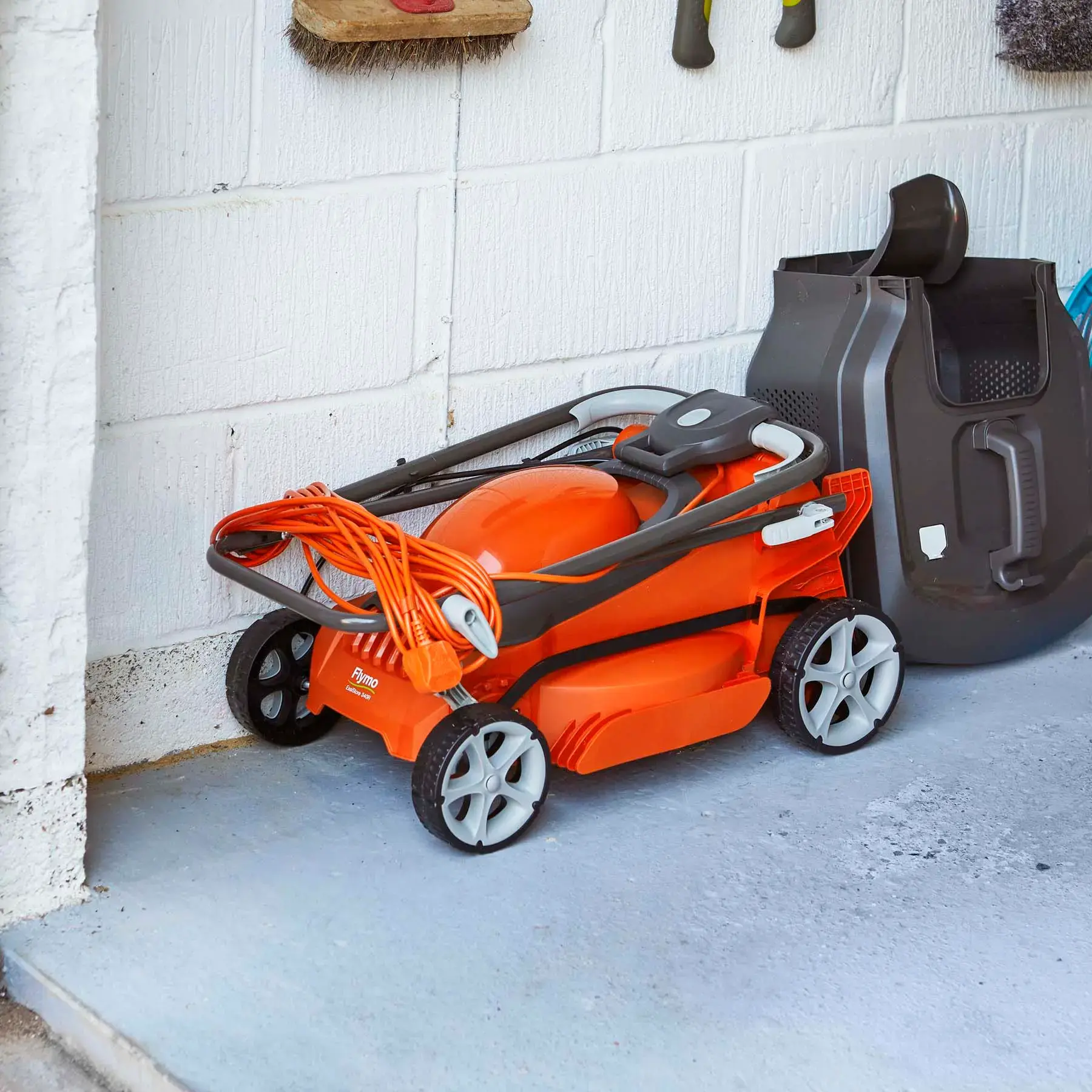 Flymo Easistore 340R Lawnmower