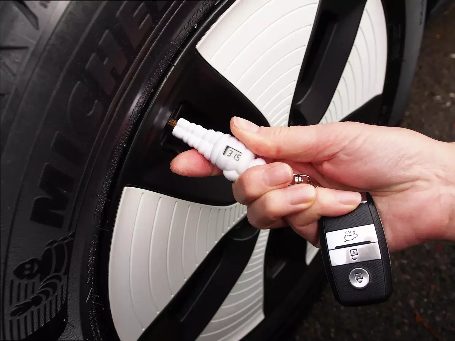 Michelin Bibendum Digital Tyre Pressure Gauge Keyring