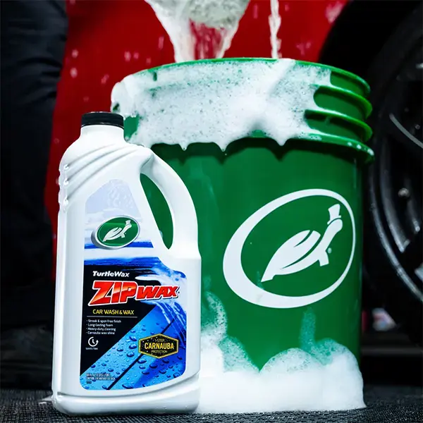 Turtlewax Zip Wax Car Wash & Wax 1Ltr