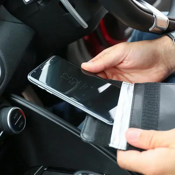 DISKLOK RFID Faraday Signal Blocking Wallet, 17.5Cm