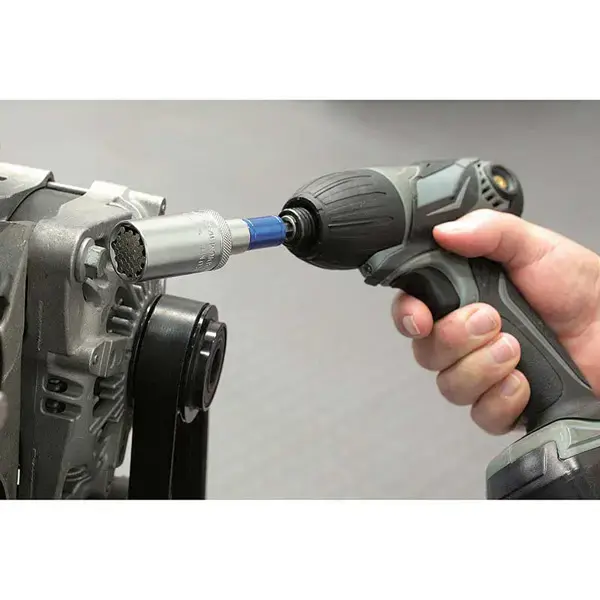 Laser 6277 Survivor Socket with Quick Chuck End