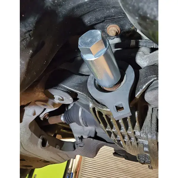 Laser 8005 Differential Pinion Holder & Wrench Set - for Land Rover