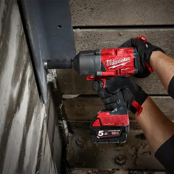 Milwaukee M18 3/4" ONE-KEY FUEL Impact Wrench with Friction Ring Kit M18ONEFHIWF34-502X