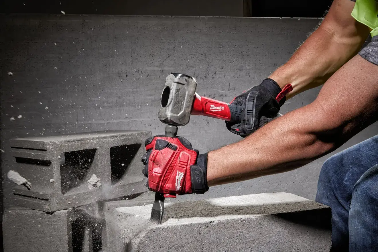 Milwaukee 1.36kg Club Hammer