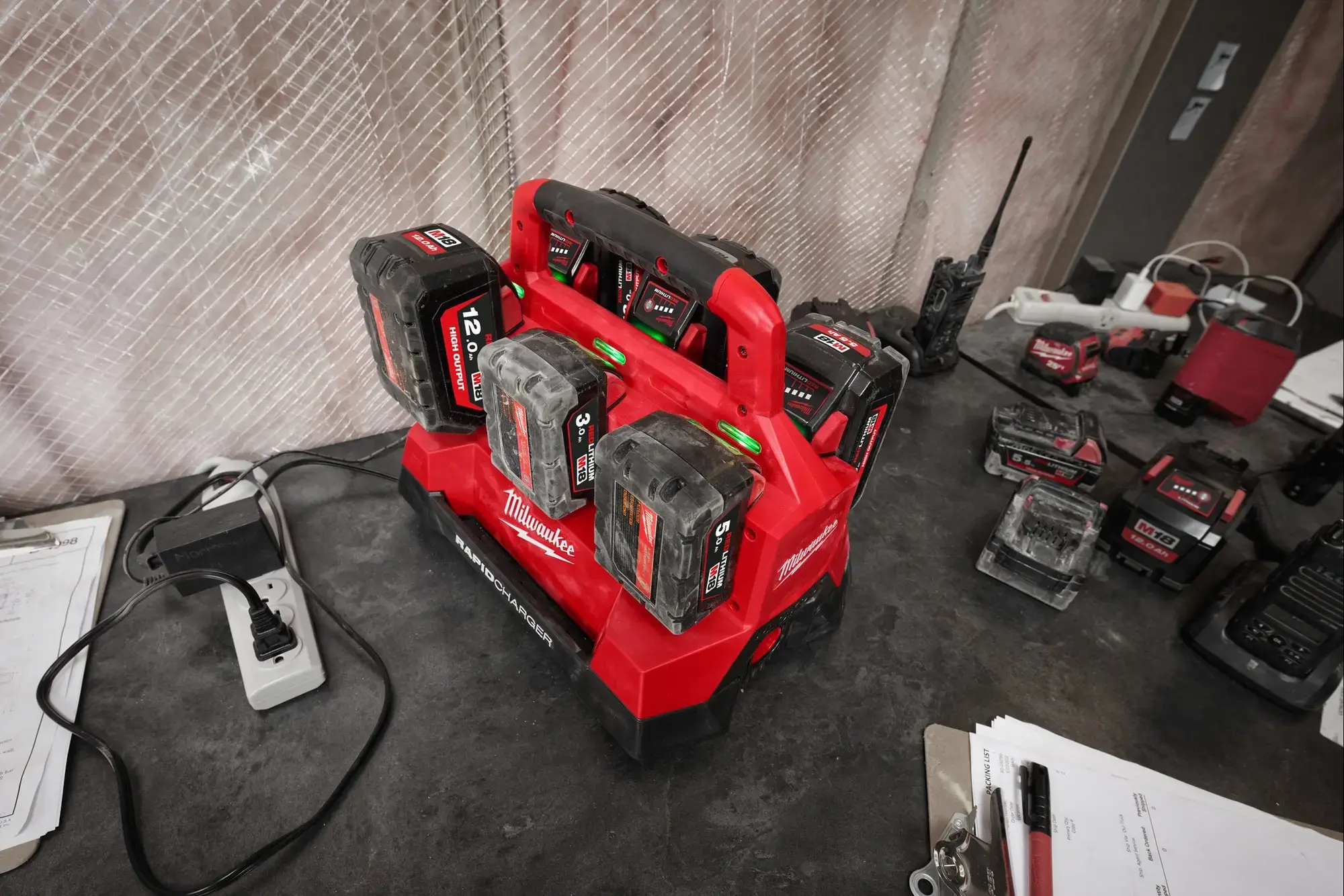 Milwaukee M18 PACKOUT Six Bay Rapid Charger
