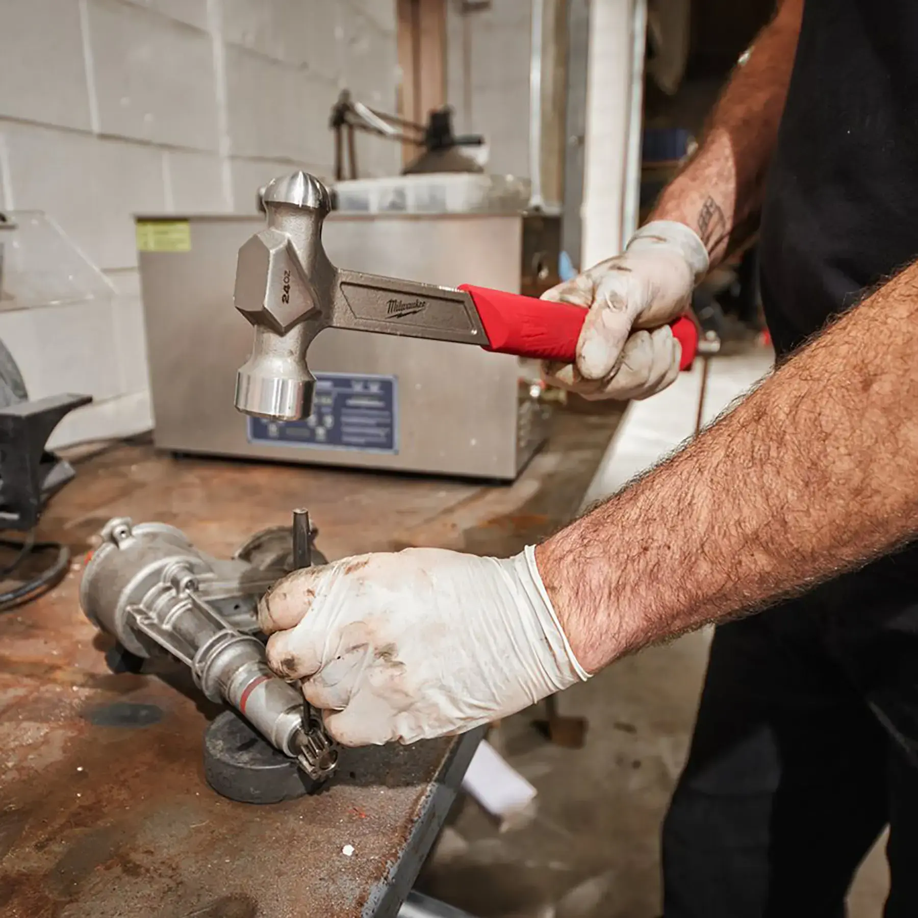 Milwaukee 680g Ball Peen Hammer