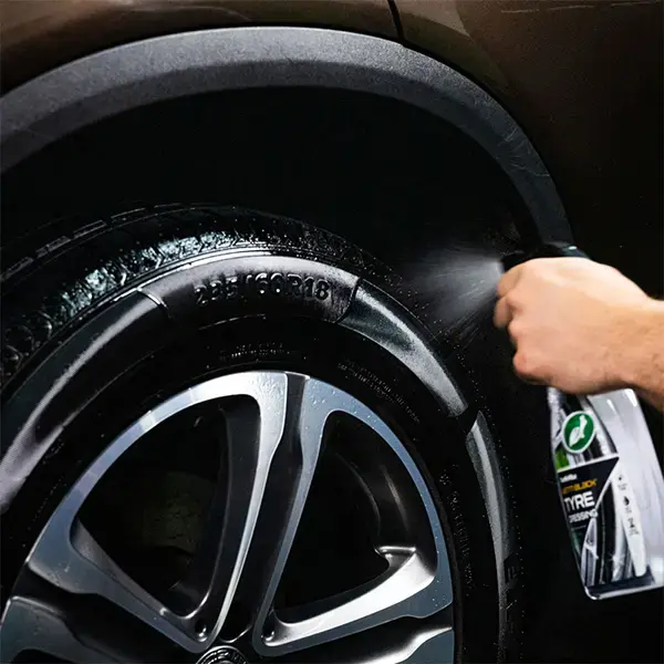 Turtlewax Wet N Black Tyre Dressing 500ml
