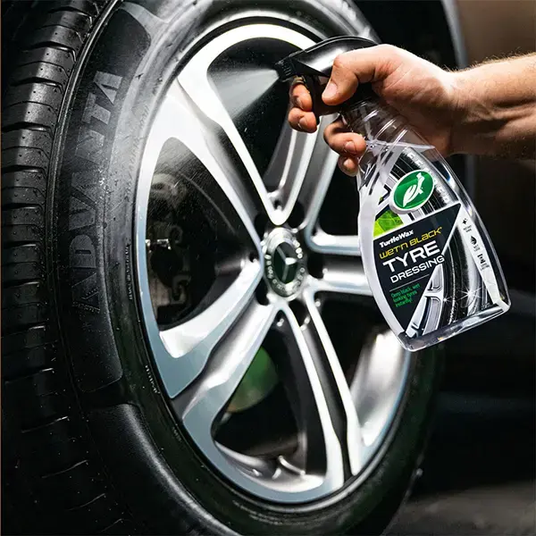 Turtlewax Wet N Black Tyre Dressing 500ml