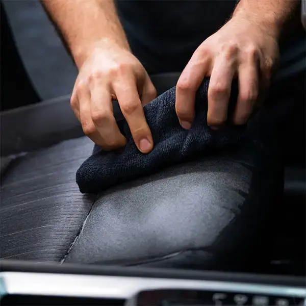 Turtlewax Interior 1 Multi-Purpose Cleaner & Stain Remover 400ml