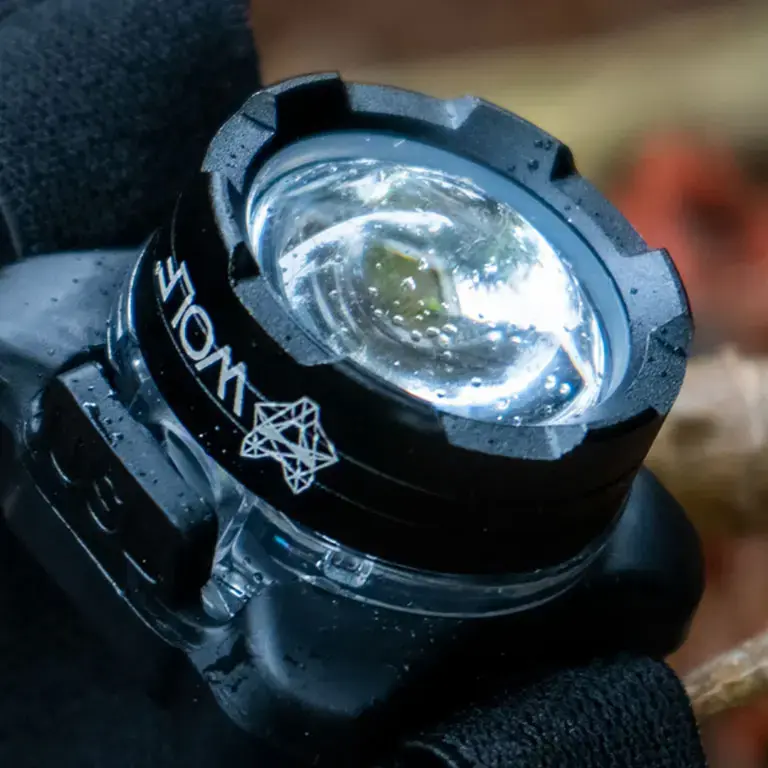 Wolf Outdoors Vex150 Powerbeam Headtorch 150 Lumen White & Red Cob LED